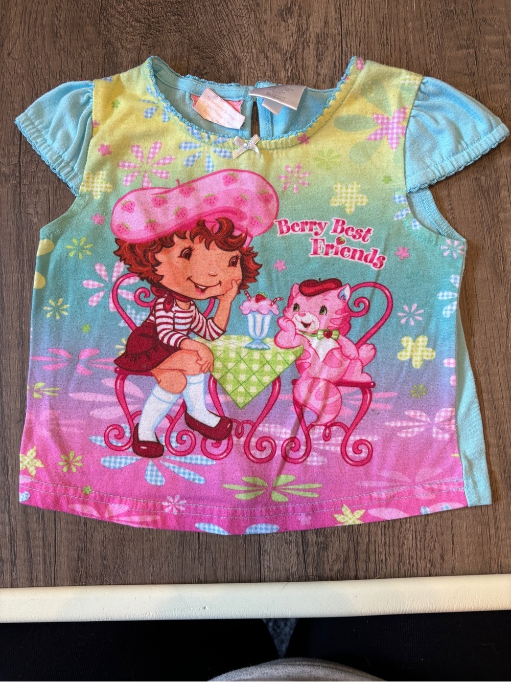 Vintage 2000s Y2K Strawberry Shortcake Pajama Top Short Sleeve Custard 3T